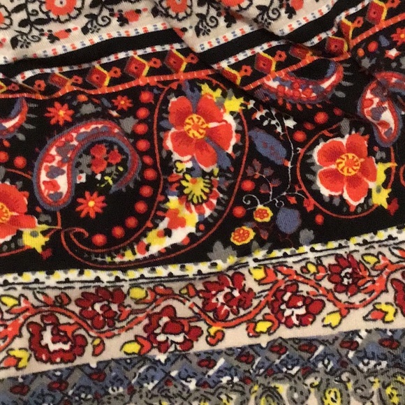 Leggings 4 pair L/XL all same except pattern, nice - Picture 8 of 8